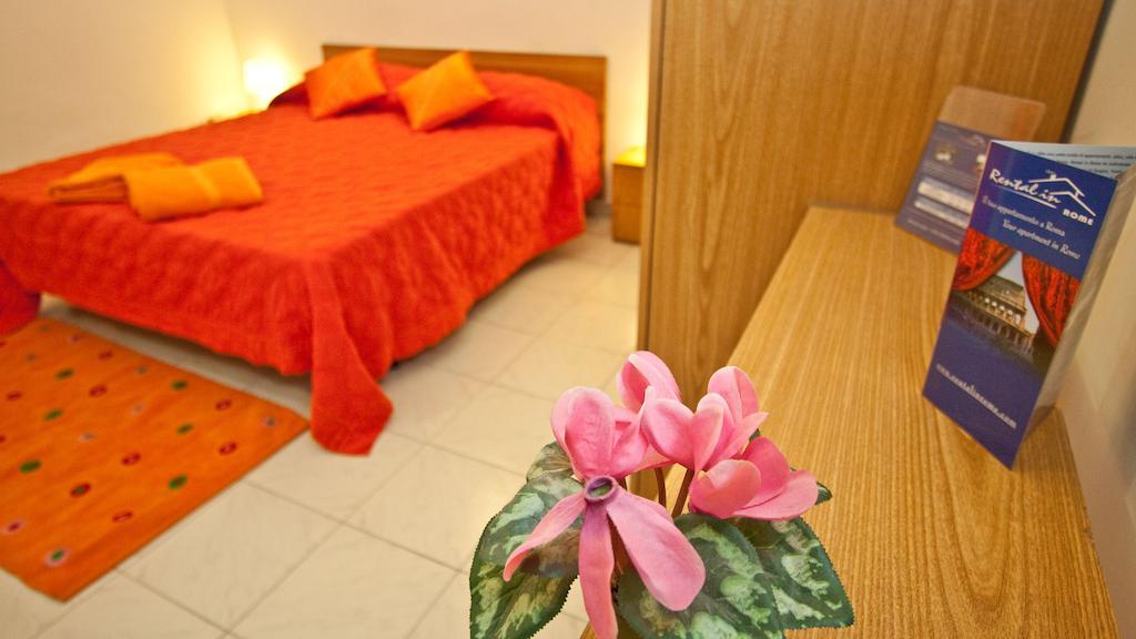 Rental In Rome Celeste Apartment Oda fotoğraf