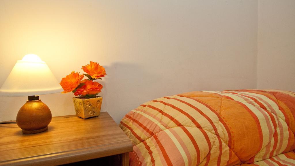 Rental In Rome Celeste Apartment Oda fotoğraf