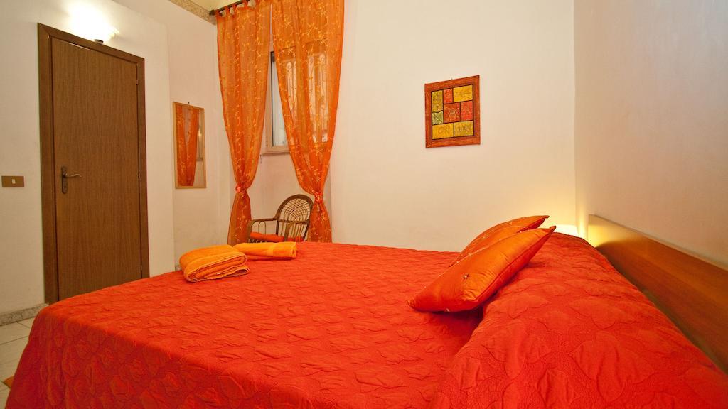 Rental In Rome Celeste Apartment Oda fotoğraf