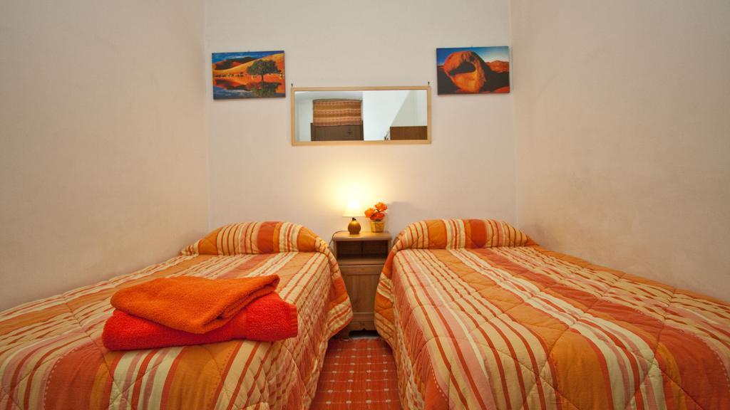 Rental In Rome Celeste Apartment Oda fotoğraf