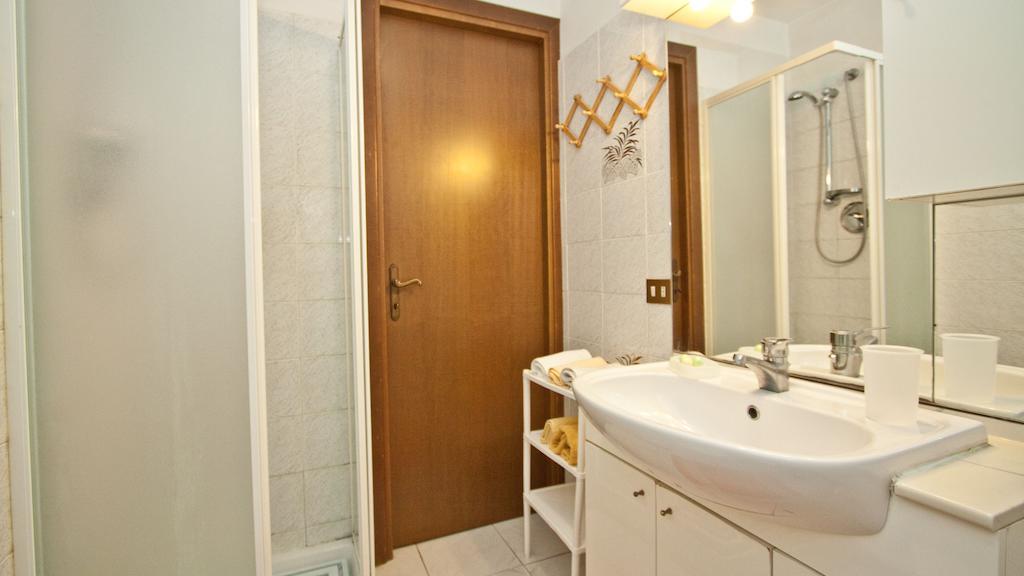 Rental In Rome Celeste Apartment Oda fotoğraf